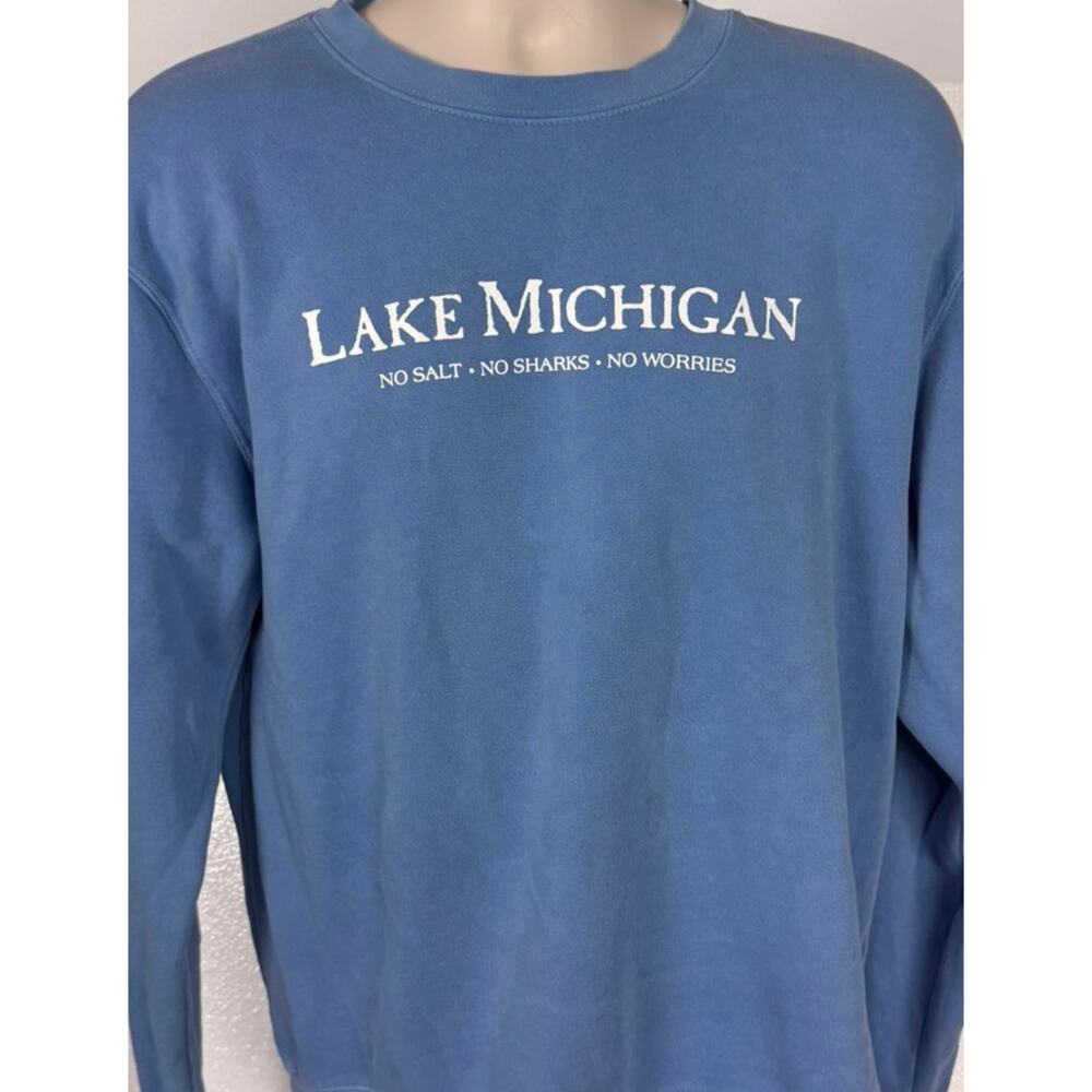 Independent Trading Company Blue Lake Michigan Size Medium Sweatshirt - Picture 2 of 8